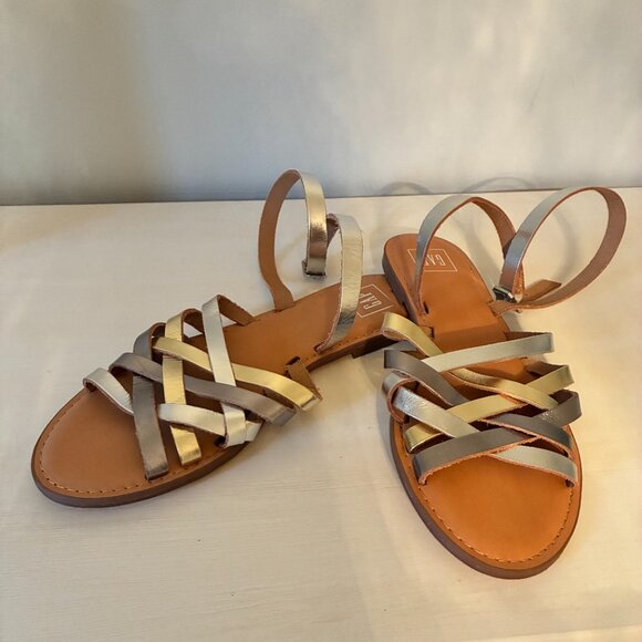 GAP Metallic Leather Flat Sandals - NWOT - Picture 2 of 6